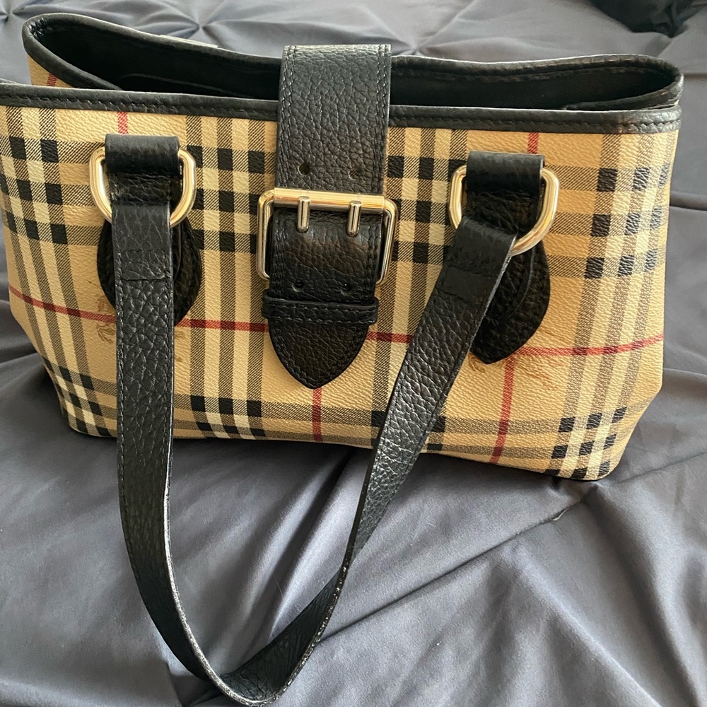 Burberry Black and Tan Shoulder Bag